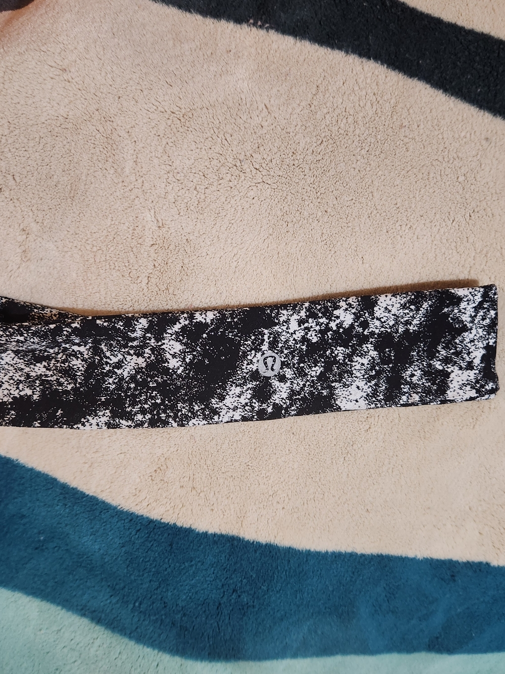 lululemon athletica Black and White Patterned Wide Headband